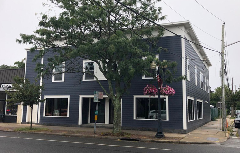 Buono of Island Assocs. sells 4,775 s/f mixed-use for $1.375 million